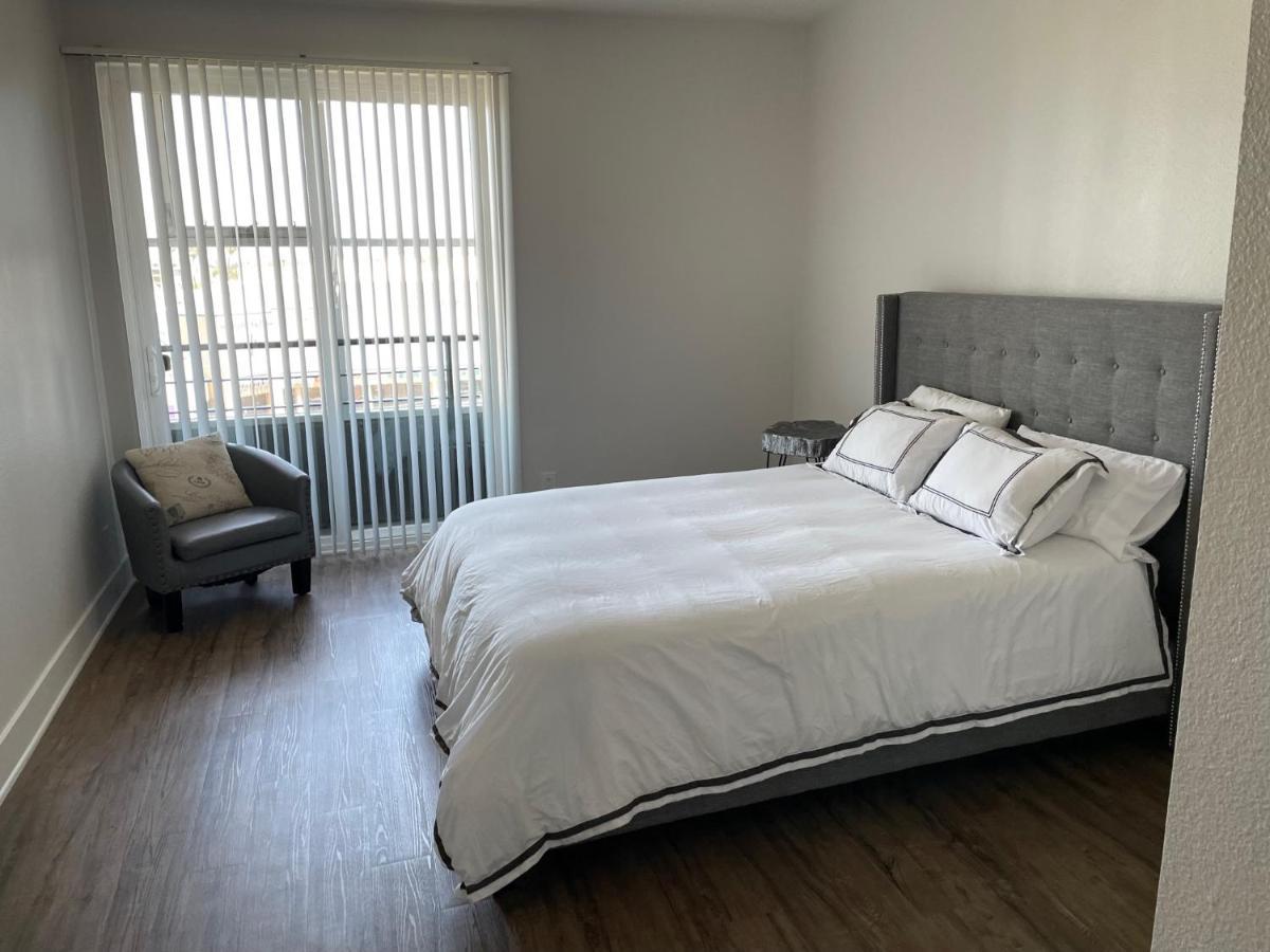 Villa Marina: Modern Gated Condo with Dual Master Suites Los Angeles Exterior photo