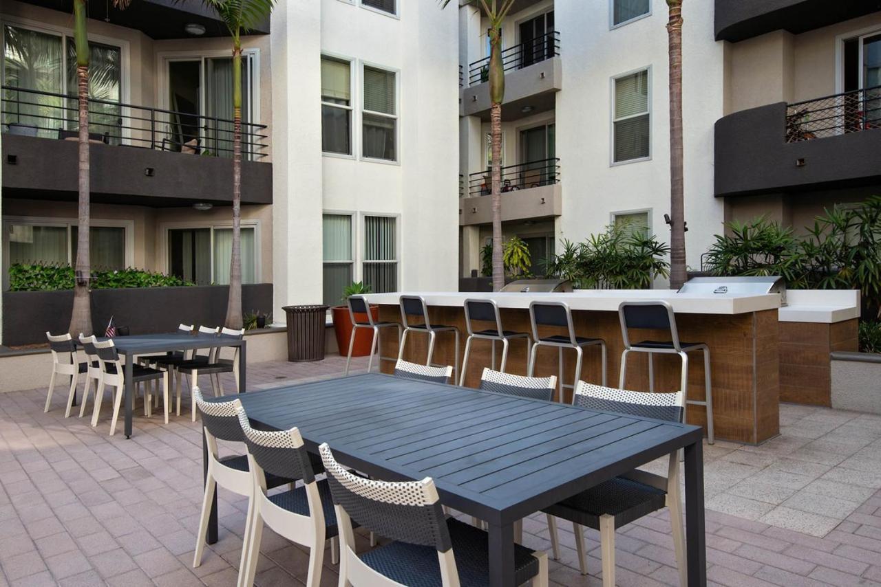 Villa Marina: Modern Gated Condo with Dual Master Suites Los Angeles Exterior photo